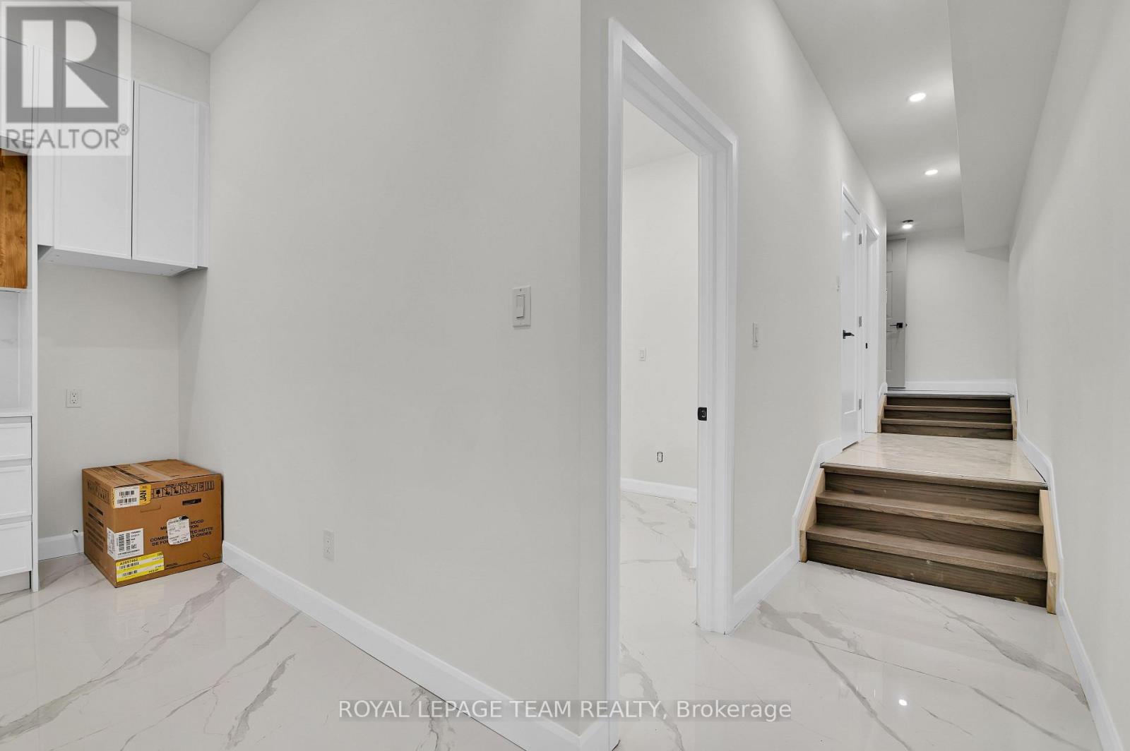 826 Alpine Avenue, Ottawa, Ontario  K2B 5R6 - Photo 36 - X12517970