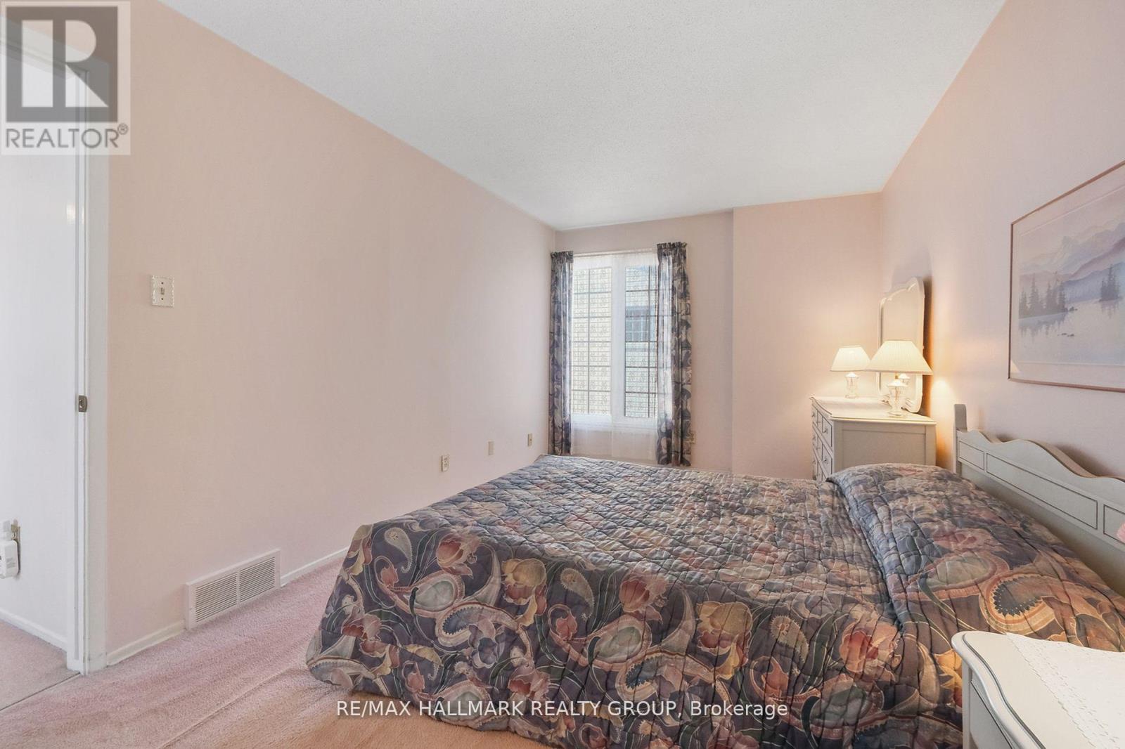 625 Trelawny Private, Ottawa, Ontario  K2C 3M9 - Photo 14 - X12518096