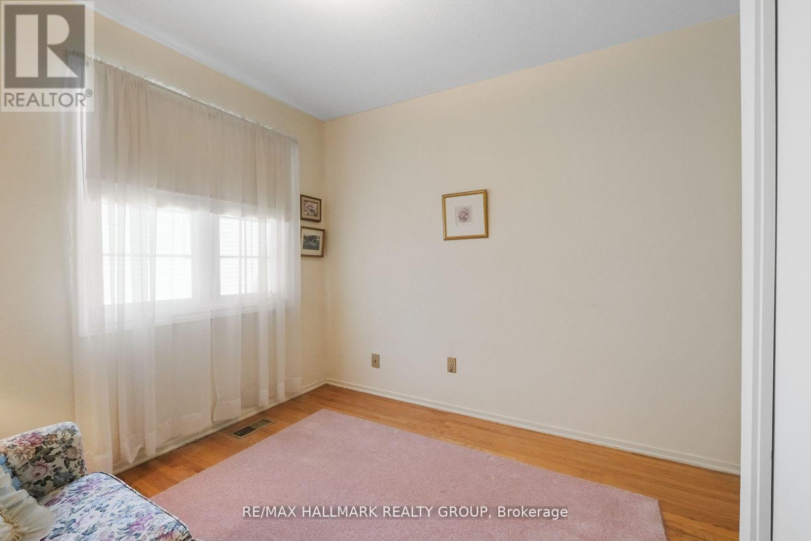 625 Trelawny Private, Ottawa, Ontario  K2C 3M9 - Photo 17 - X12518096