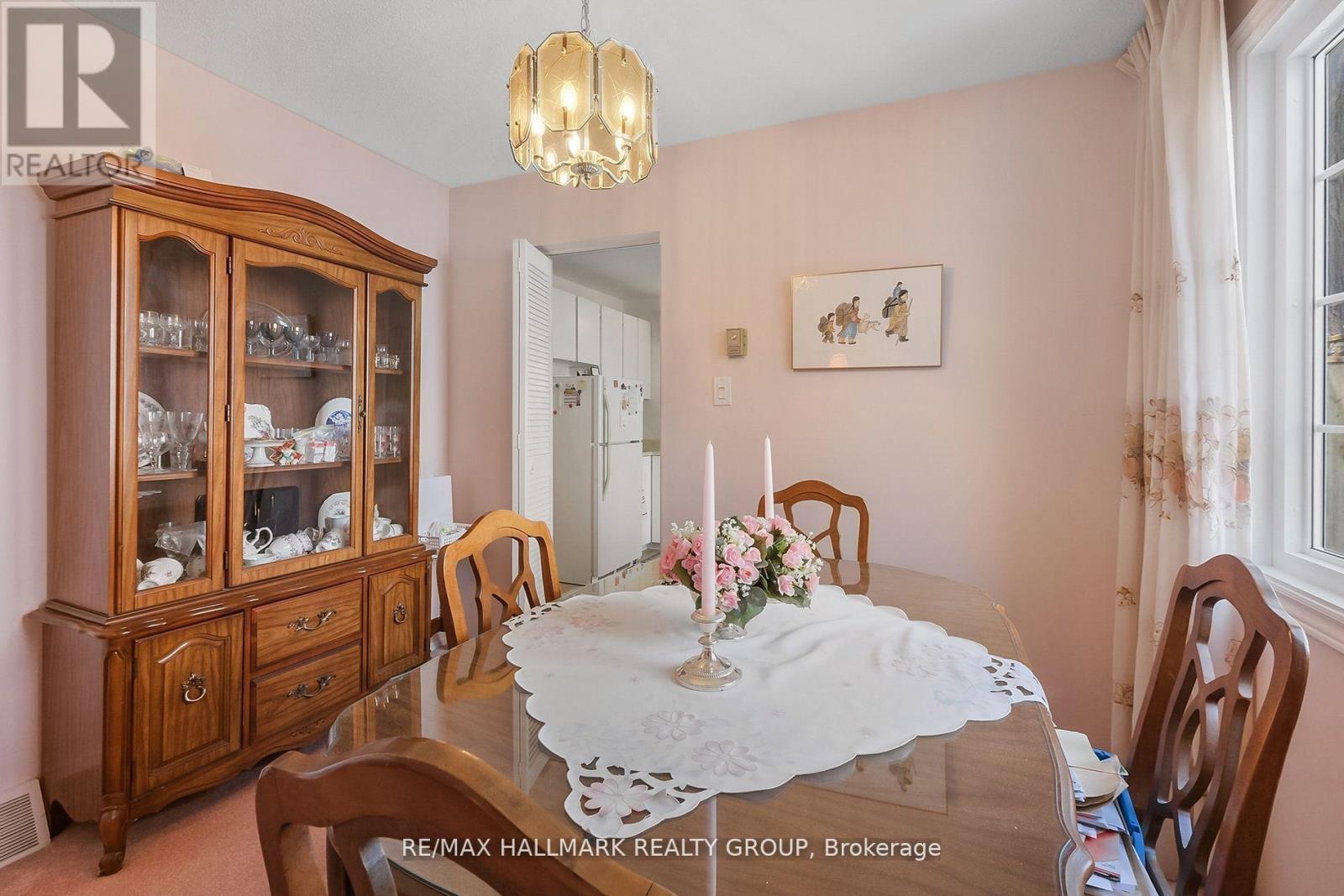 625 Trelawny Private, Ottawa, Ontario  K2C 3M9 - Photo 7 - X12518096