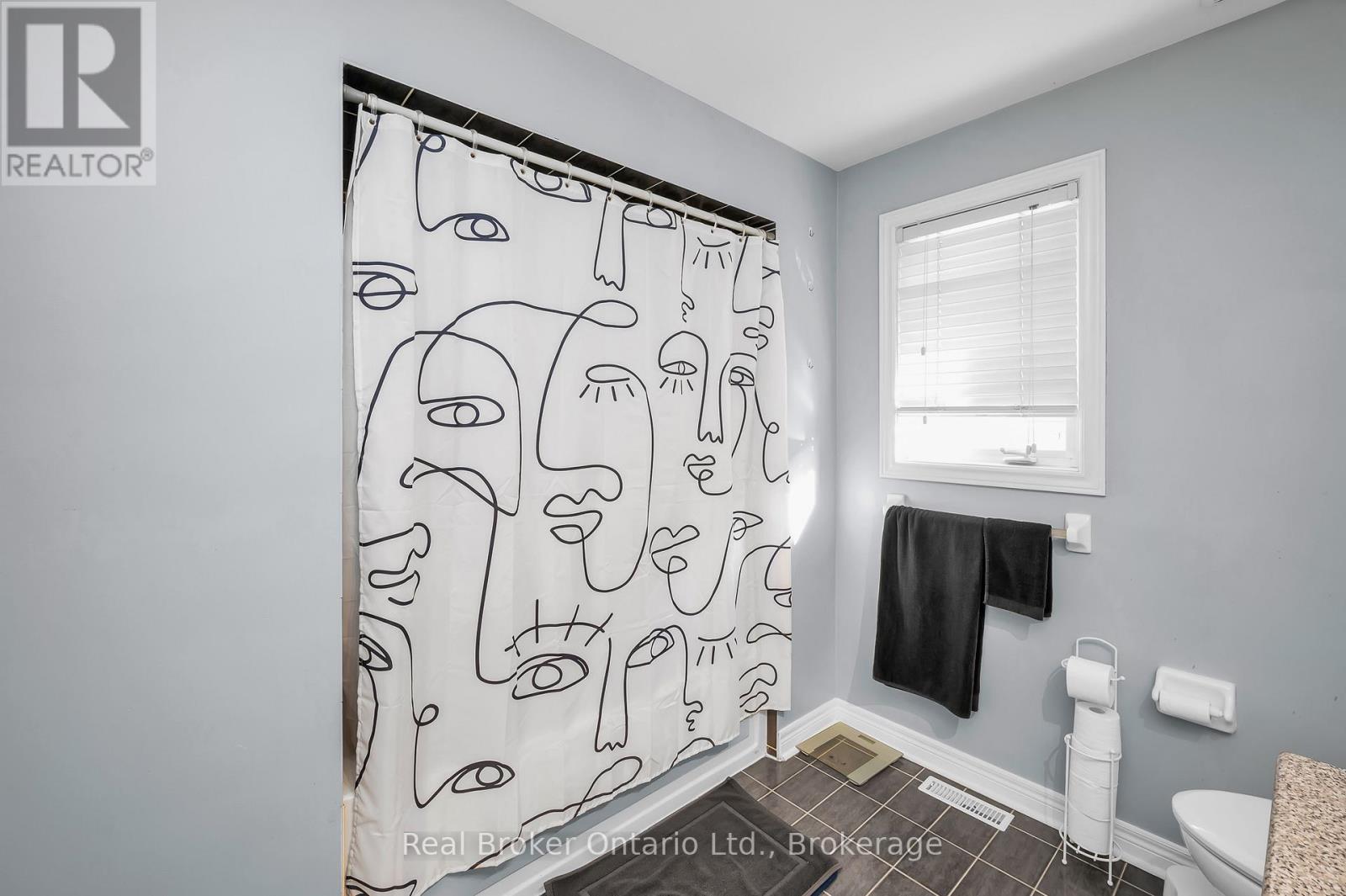 2054 Bloomfield Drive, Oakville, Ontario L6M 3W3 - Photo 32 - W12518032