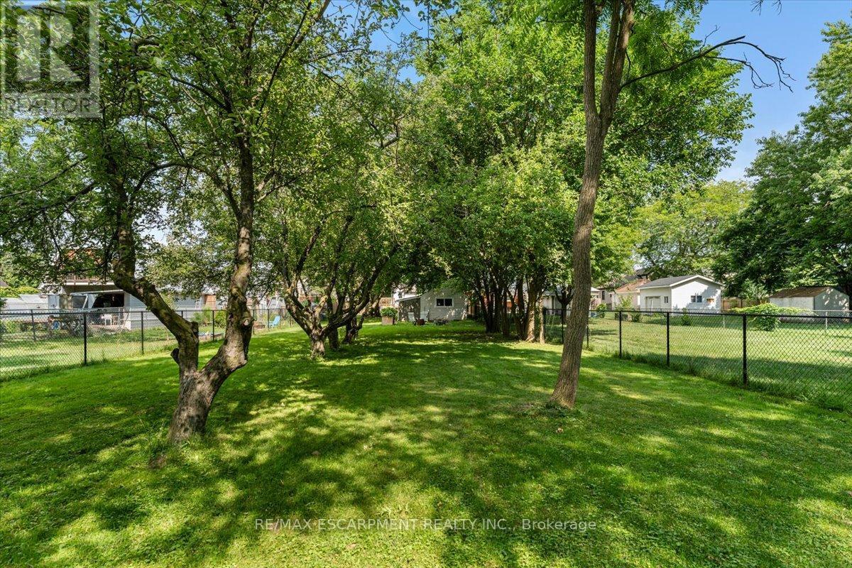 231 Vine Street, St. Catharines, Ontario  L2M 4S9 - Photo 37 - X12517644