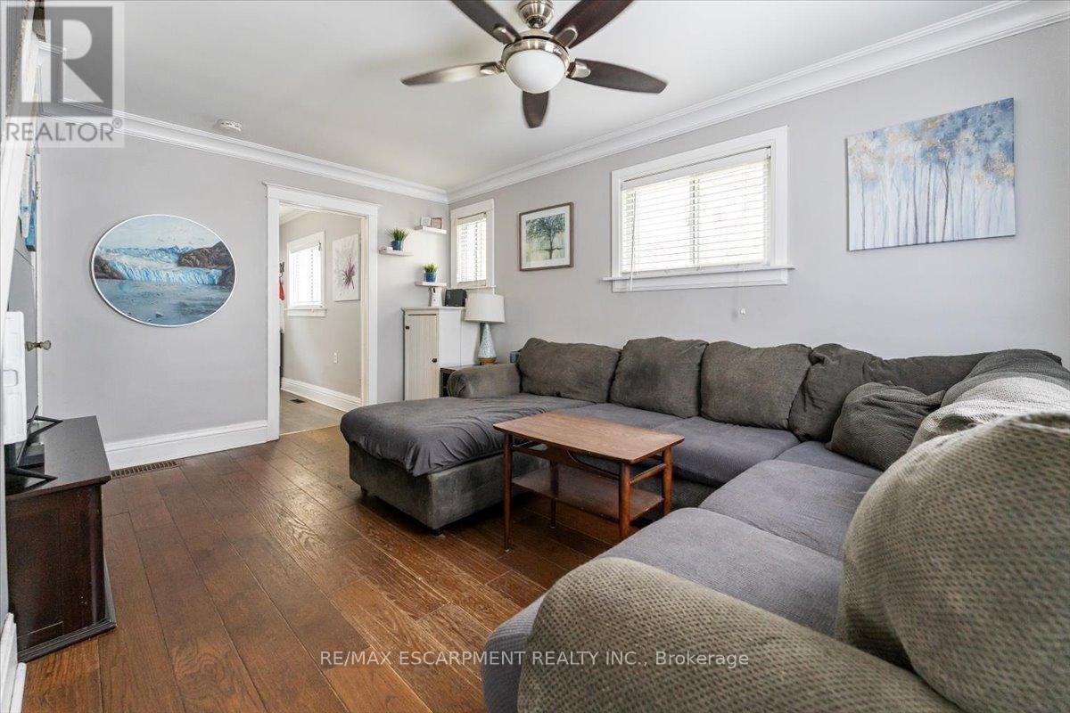 231 Vine Street, St. Catharines, Ontario  L2M 4S9 - Photo 8 - X12517644