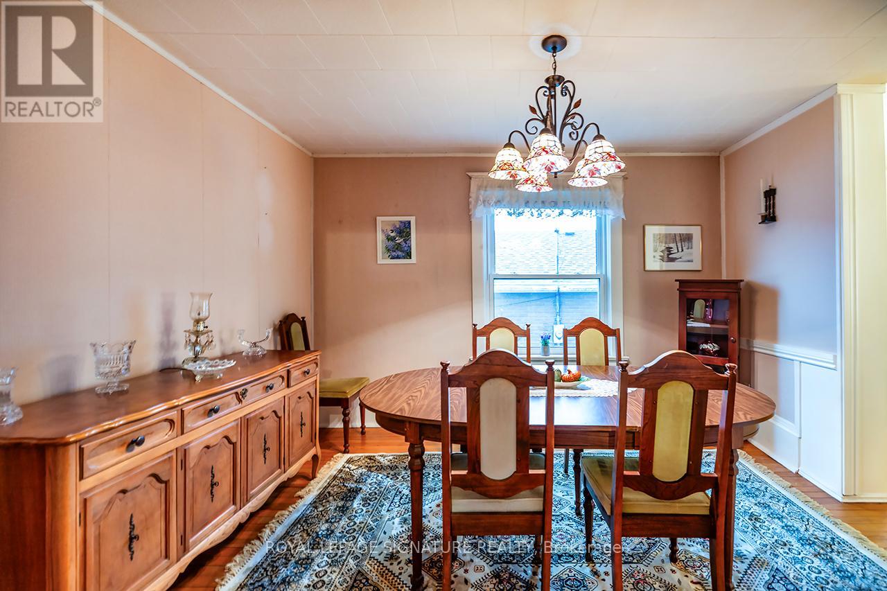 9 South Charles Street, Quinte West, Ontario  K8V 2R8 - Photo 8 - X12517664