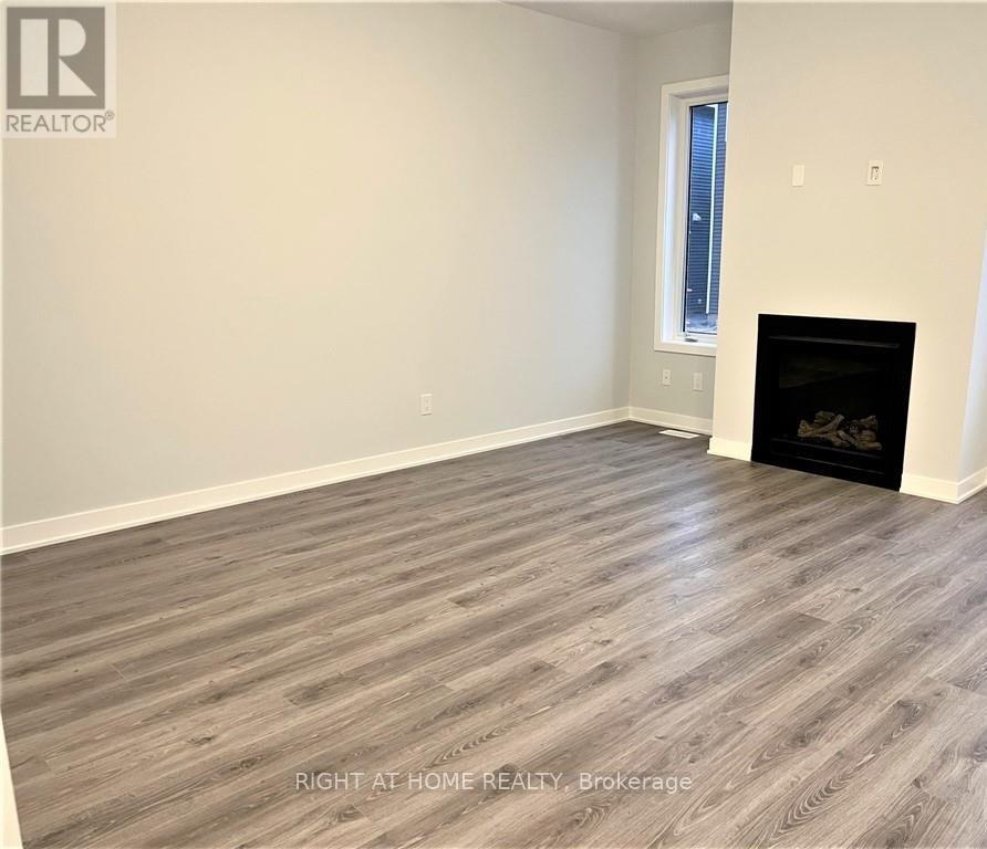 321 Crossway Terrace, Ottawa, Ontario  K2S 2Z3 - Photo 10 - X12517684