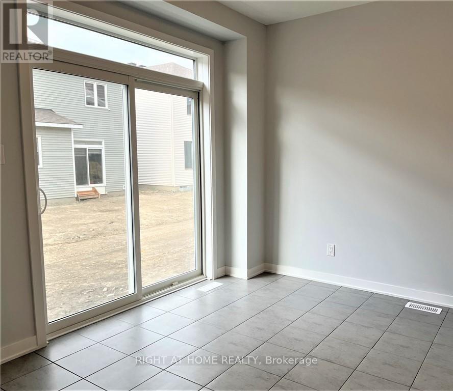 321 Crossway Terrace, Ottawa, Ontario  K2S 2Z3 - Photo 12 - X12517684