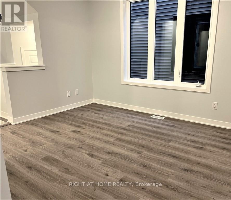 321 Crossway Terrace, Ottawa, Ontario  K2S 2Z3 - Photo 8 - X12517684