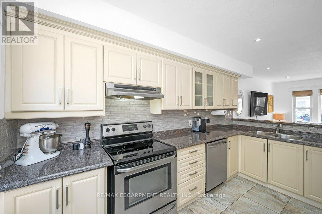 128 Crosthwaite Avenue N, Hamilton, Ontario  L8H 4V5 - Photo 18 - X12517706