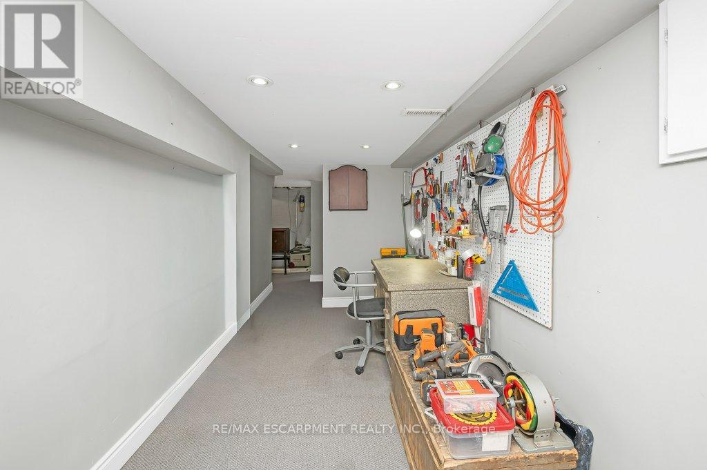 128 Crosthwaite Avenue N, Hamilton, Ontario  L8H 4V5 - Photo 34 - X12517706