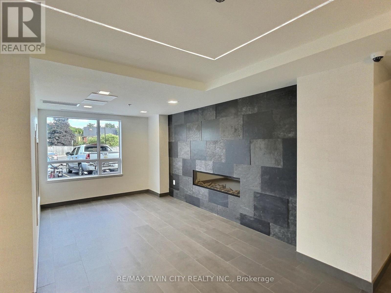 402 - 243 Northfield Drive, Waterloo, Ontario  N2K 0H2 - Photo 3 - X12517716