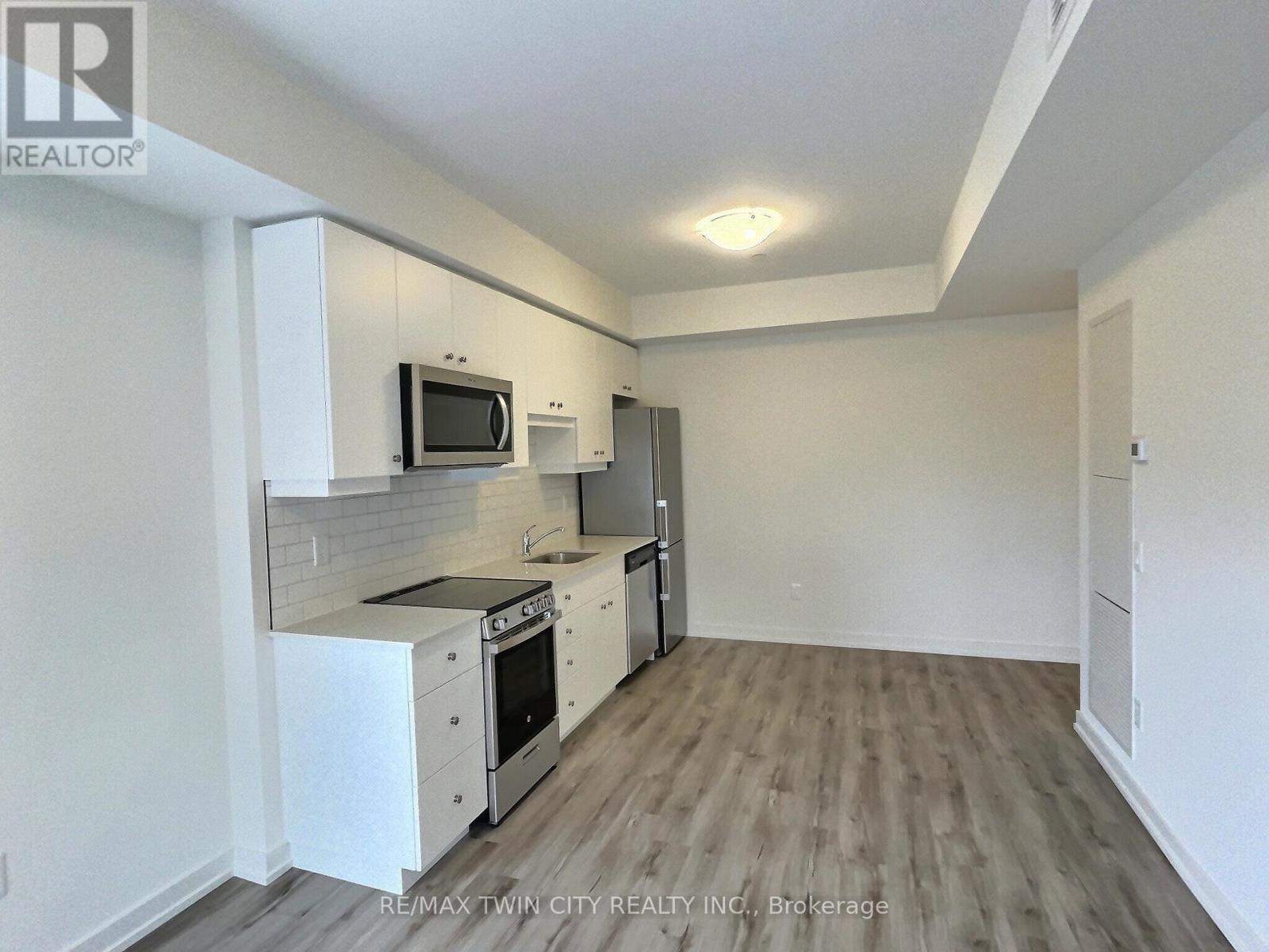 402 - 243 Northfield Drive, Waterloo, Ontario  N2K 0H2 - Photo 7 - X12517716