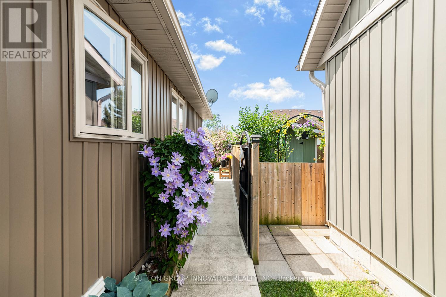 70 Postma Drive, Haldimand, Ontario  N1A 0B2 - Photo 31 - X12517762