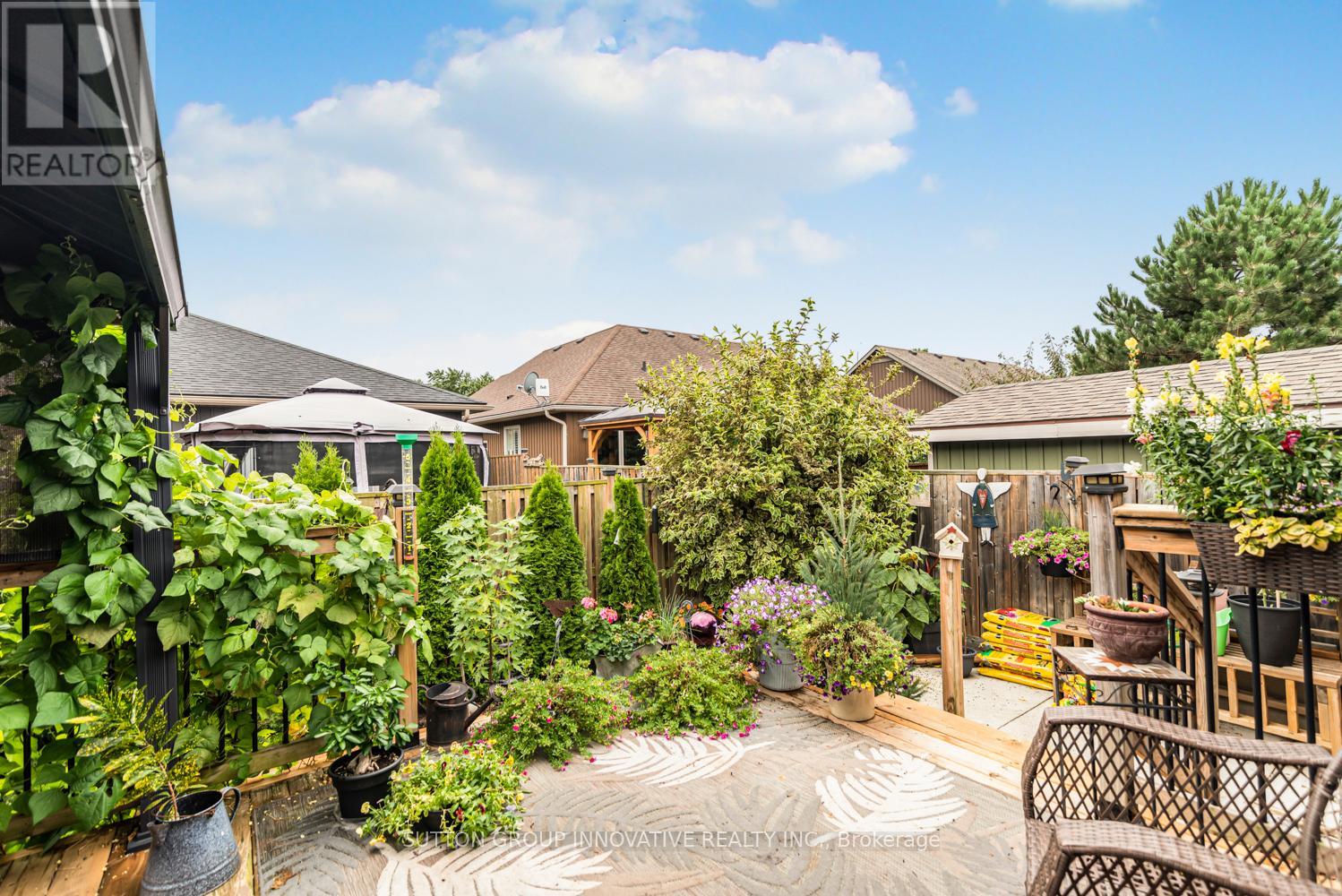 70 Postma Drive, Haldimand, Ontario  N1A 0B2 - Photo 39 - X12517762