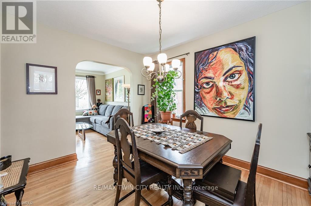 270 Mansion Street, Kitchener, Ontario  N2H 2K7 - Photo 11 - X12517780