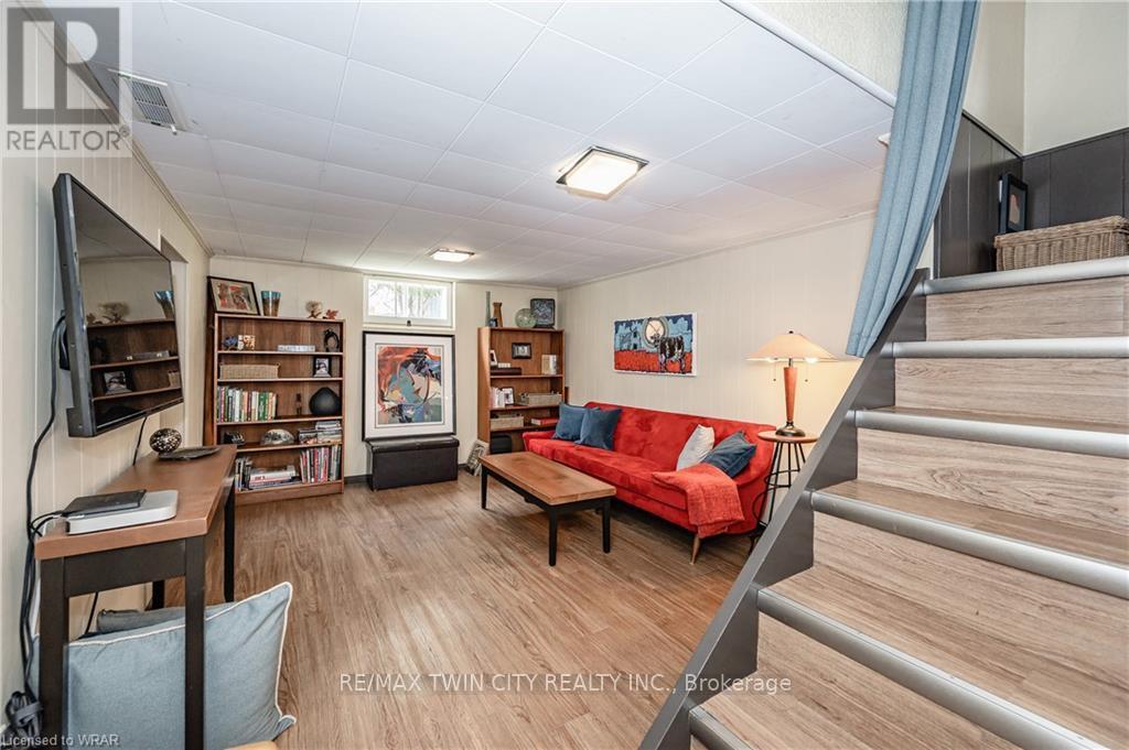 270 Mansion Street, Kitchener, Ontario  N2H 2K7 - Photo 22 - X12517780