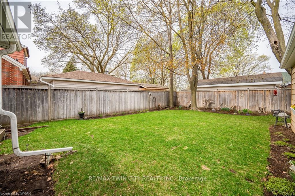 270 Mansion Street, Kitchener, Ontario  N2H 2K7 - Photo 32 - X12517780