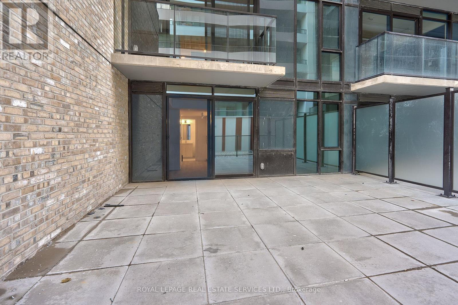 326 - 1 Jarvis Street, Hamilton, Ontario  L8R 0A8 - Photo 10 - X12517808