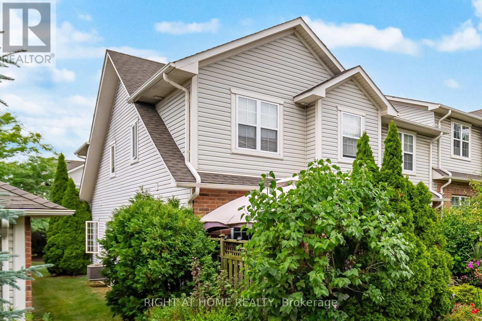 35 - 1085 HARROGATE DRIVE, Hamilton, Ontario