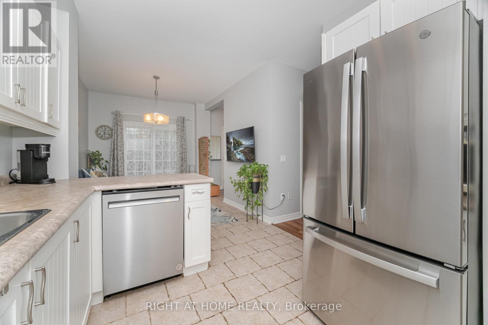 35 - 1085 Harrogate Drive, Hamilton, Ontario  L9K 1R2 - Photo 16 - X12517824