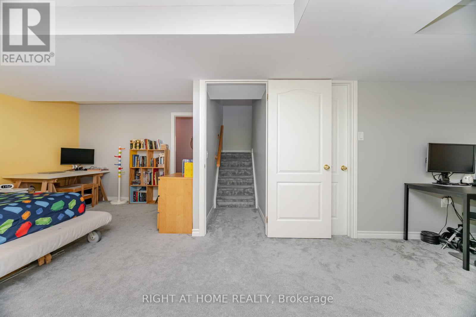 35 - 1085 Harrogate Drive, Hamilton, Ontario  L9K 1R2 - Photo 36 - X12517824