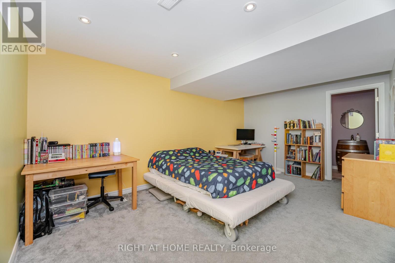 35 - 1085 Harrogate Drive, Hamilton, Ontario  L9K 1R2 - Photo 37 - X12517824