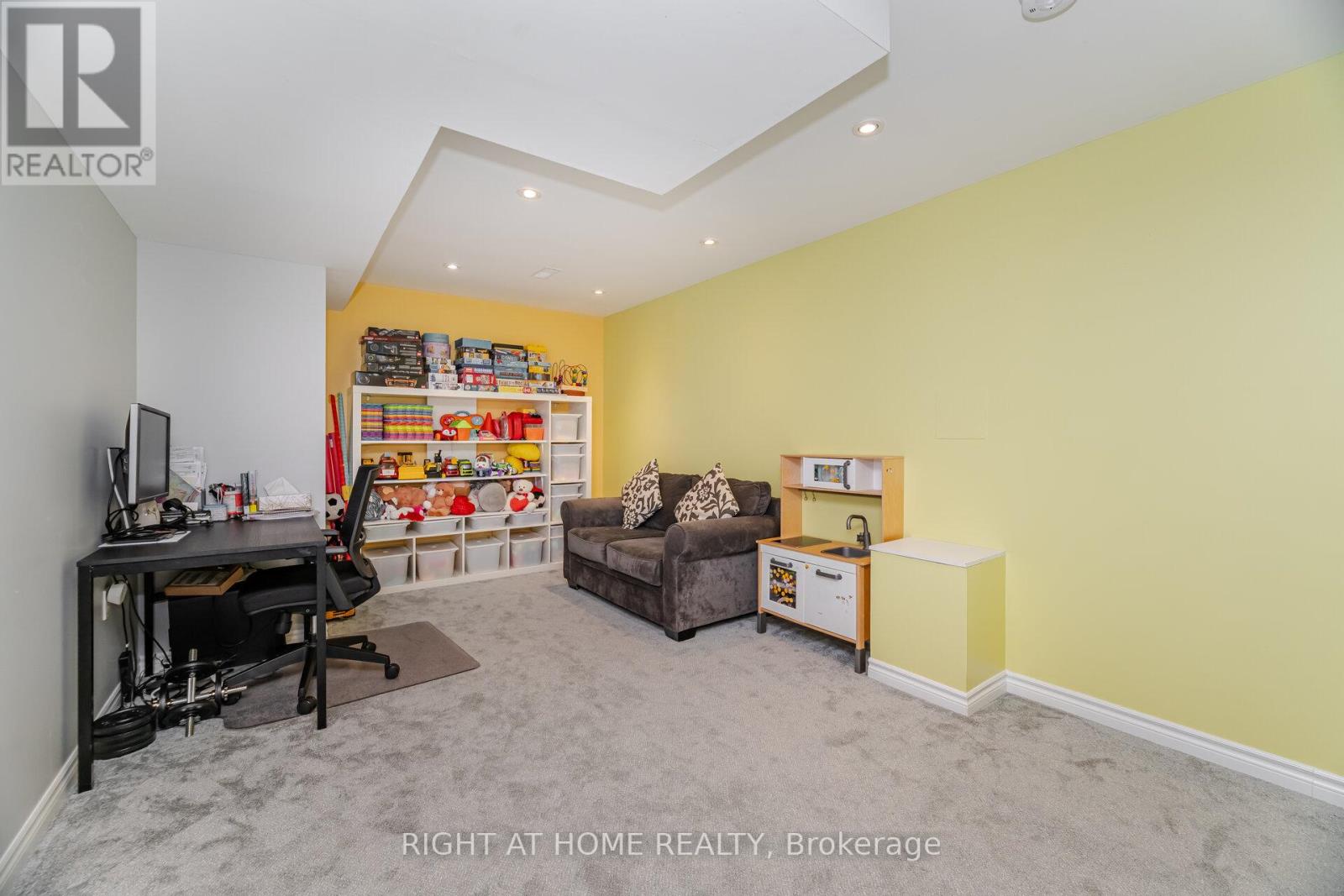 35 - 1085 Harrogate Drive, Hamilton, Ontario  L9K 1R2 - Photo 38 - X12517824