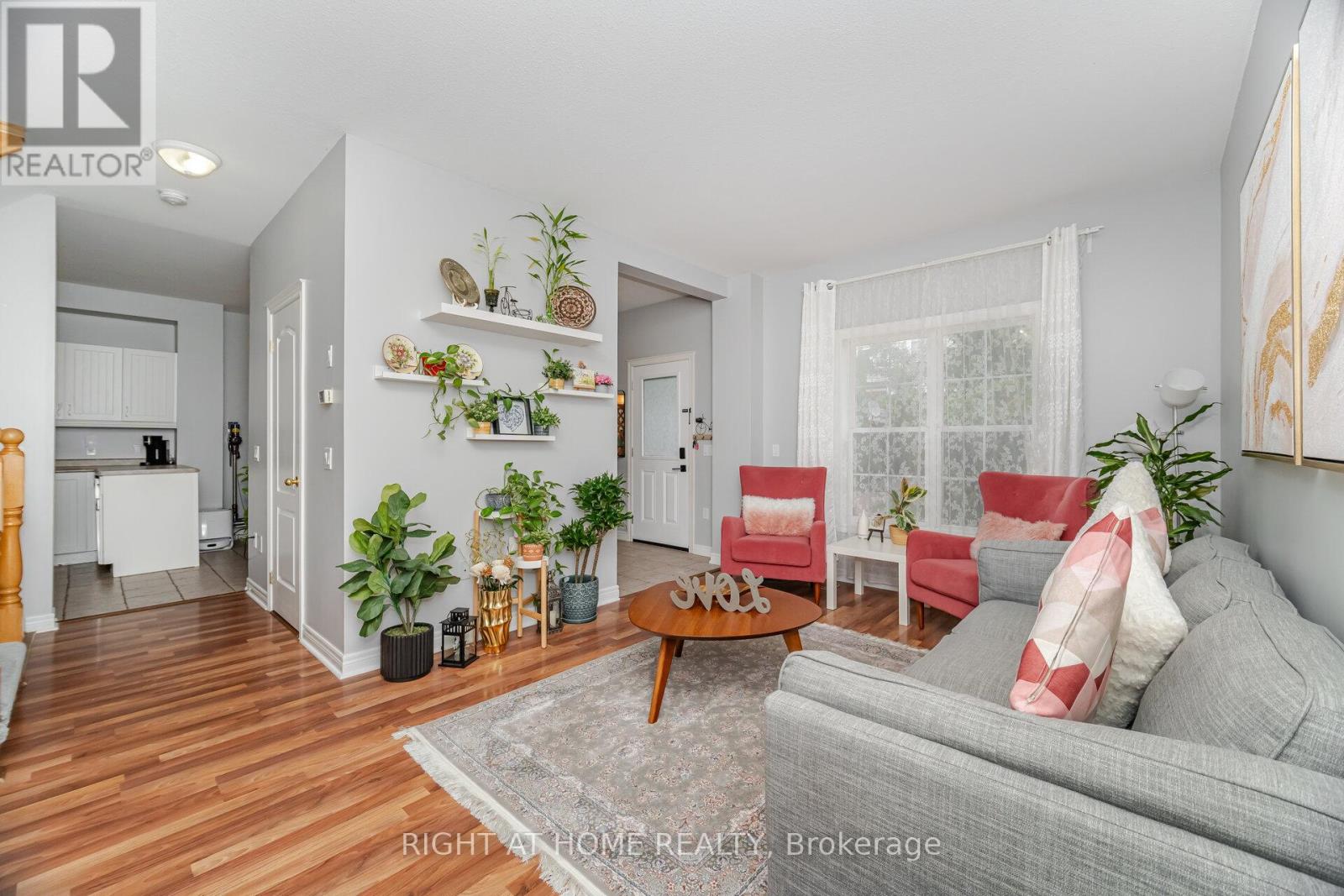 35 - 1085 Harrogate Drive, Hamilton, Ontario  L9K 1R2 - Photo 8 - X12517824