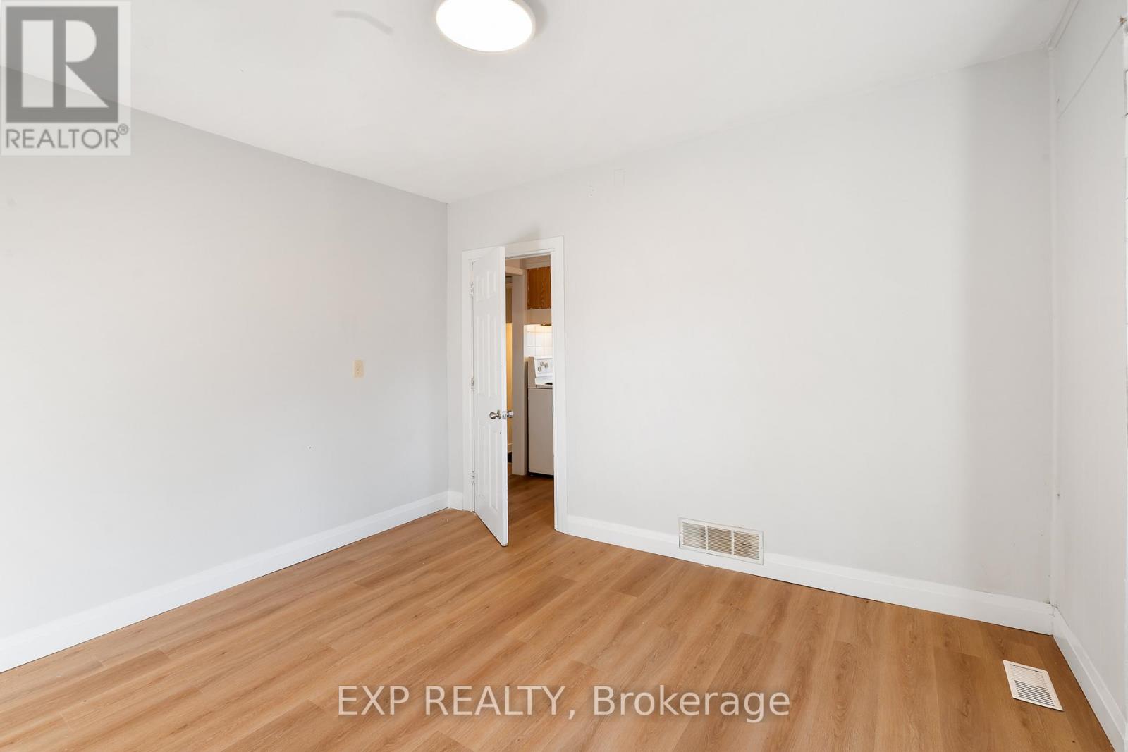 467 Grove Avenue S, Windsor, Ontario  N9A 6G3 - Photo 17 - X12517840