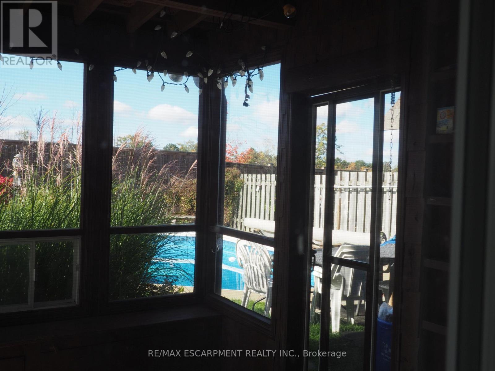 Main - 7543 Redhaven Crescent, Niagara Falls, Ontario  L2G 7H6 - Photo 27 - X12517860