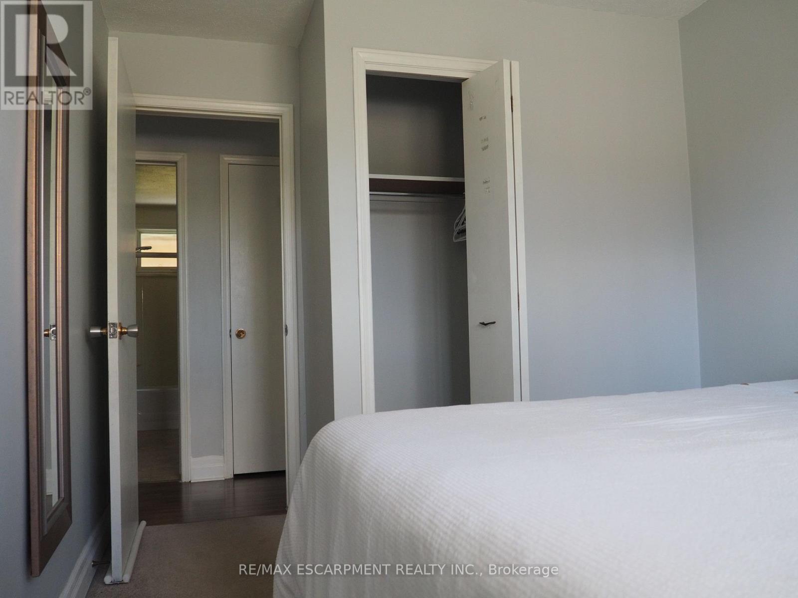 Main - 7543 Redhaven Crescent, Niagara Falls, Ontario  L2G 7H6 - Photo 9 - X12517860