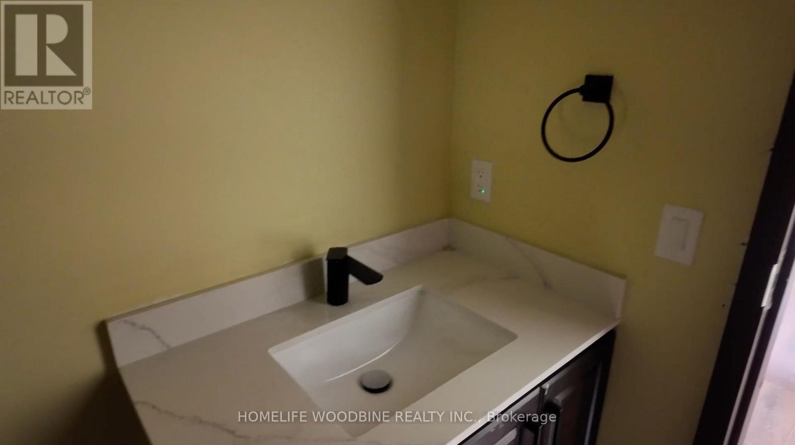 11 - 406 Pritchard Road, Hamilton, Ontario  L8P 4L9 - Photo 11 - X12517902