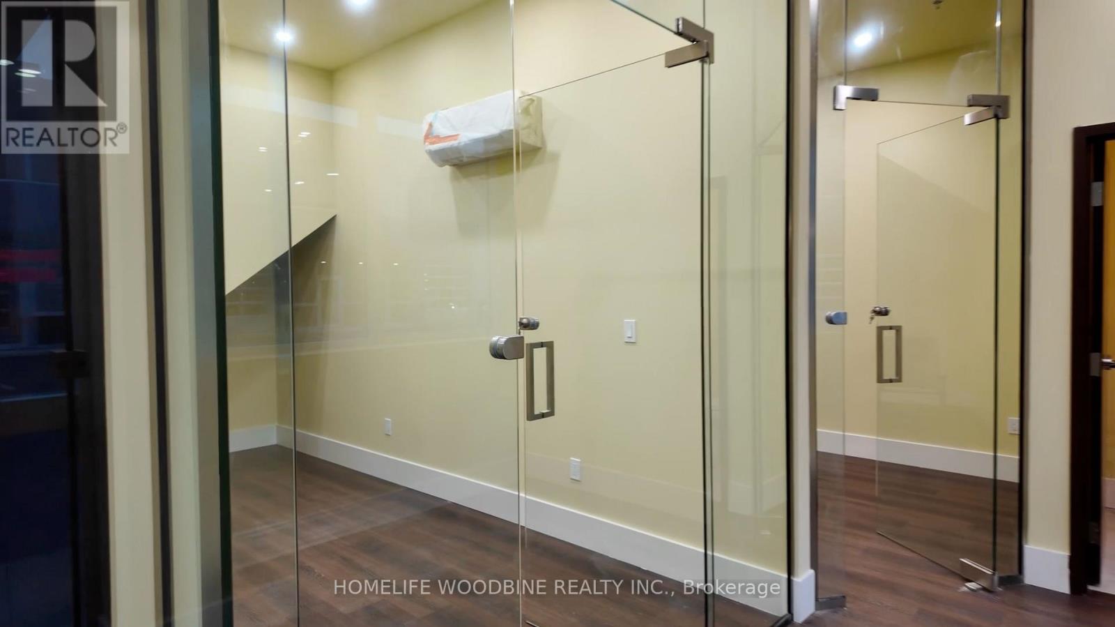 11 - 406 Pritchard Road, Hamilton, Ontario  L8P 4L9 - Photo 3 - X12517902