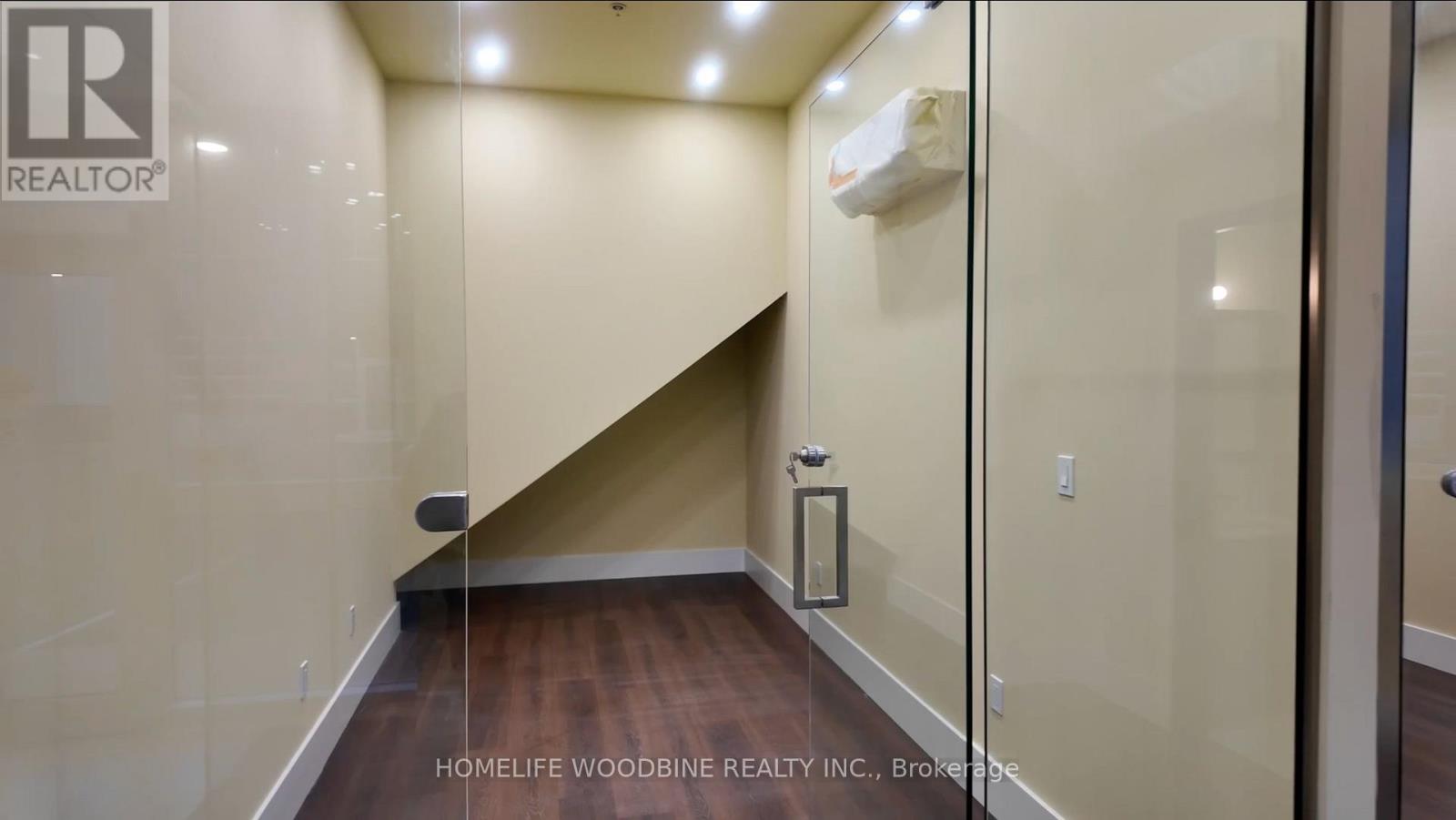 11 - 406 Pritchard Road, Hamilton, Ontario  L8P 4L9 - Photo 4 - X12517902