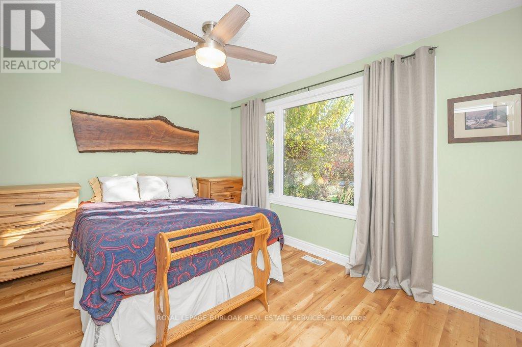 120 Woolverton Road, Grimsby, Ontario  L3M 4E7 - Photo 20 - X12517914