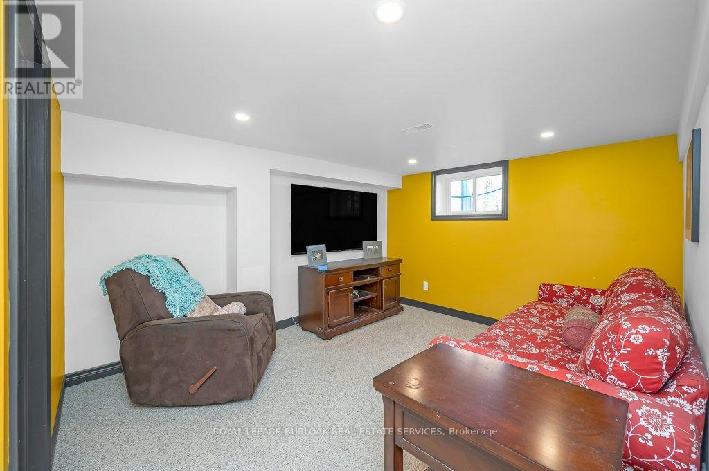 120 Woolverton Road, Grimsby, Ontario  L3M 4E7 - Photo 24 - X12517914