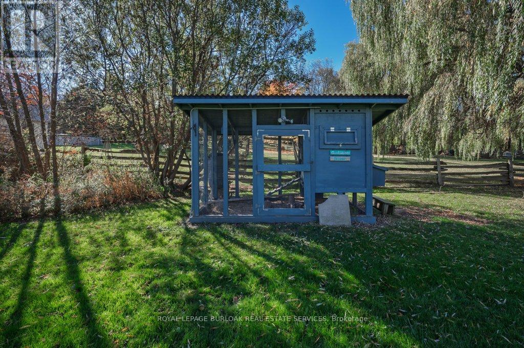 120 Woolverton Road, Grimsby, Ontario  L3M 4E7 - Photo 37 - X12517914