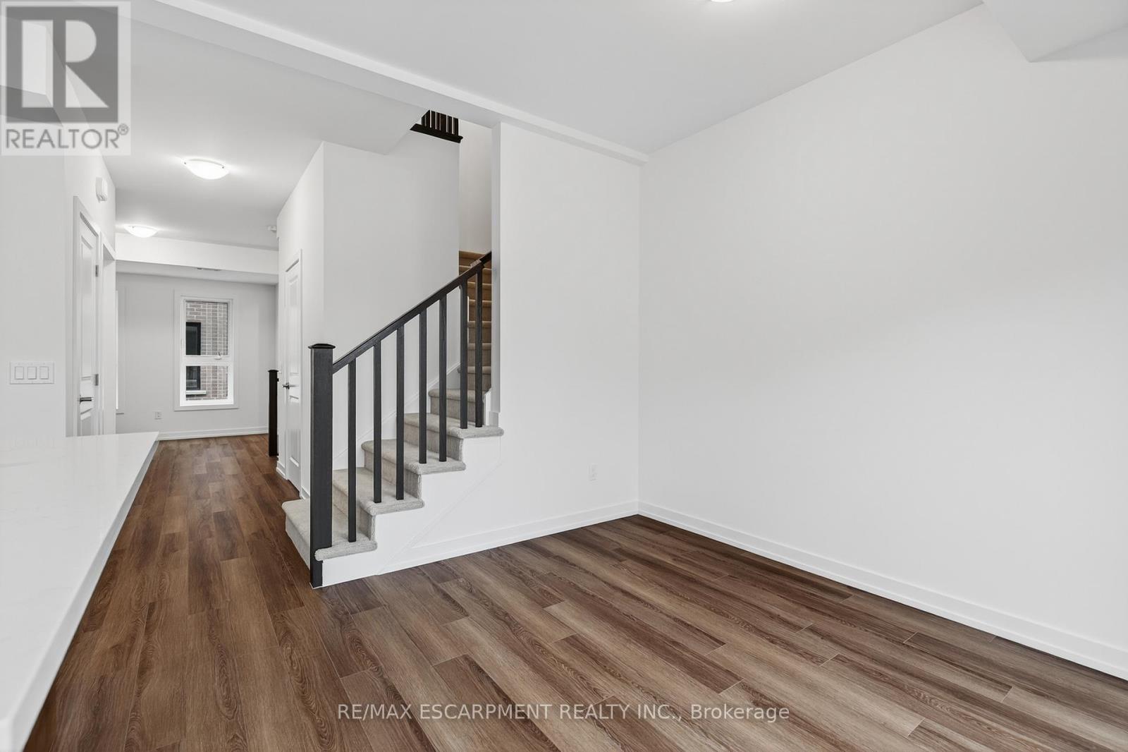 28 - 70 Kenesky Drive, Hamilton, Ontario  L8B 2A9 - Photo 14 - X12517960