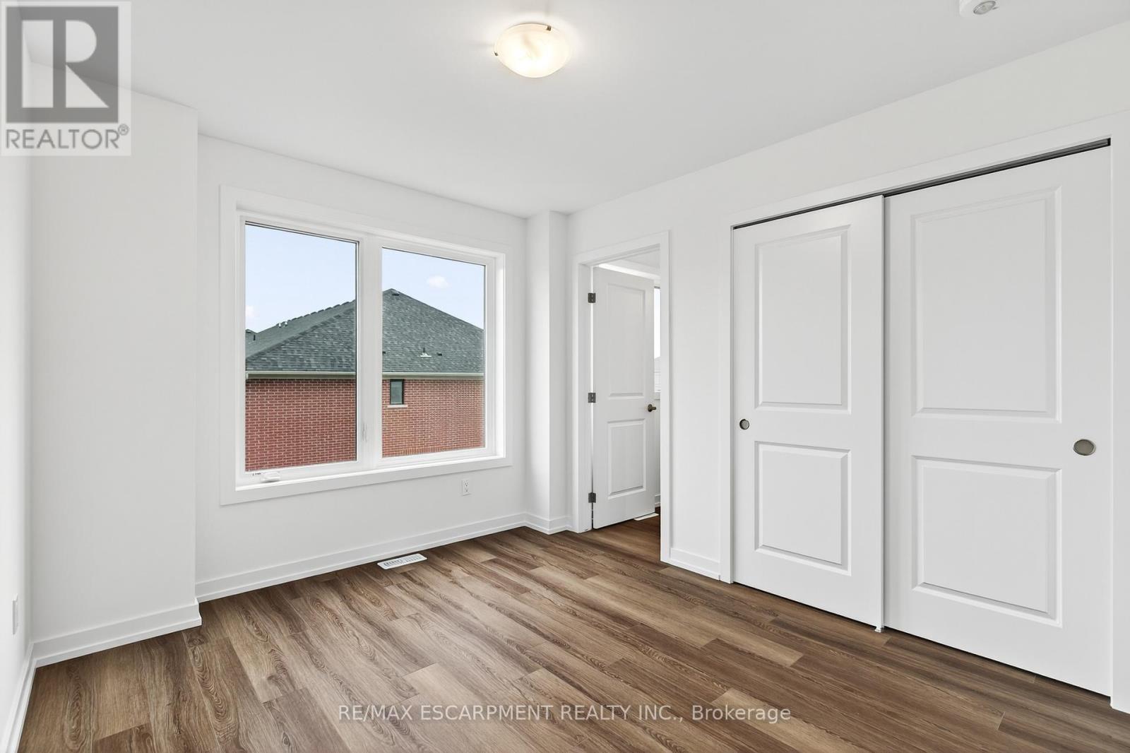 28 - 70 Kenesky Drive, Hamilton, Ontario  L8B 2A9 - Photo 29 - X12517960