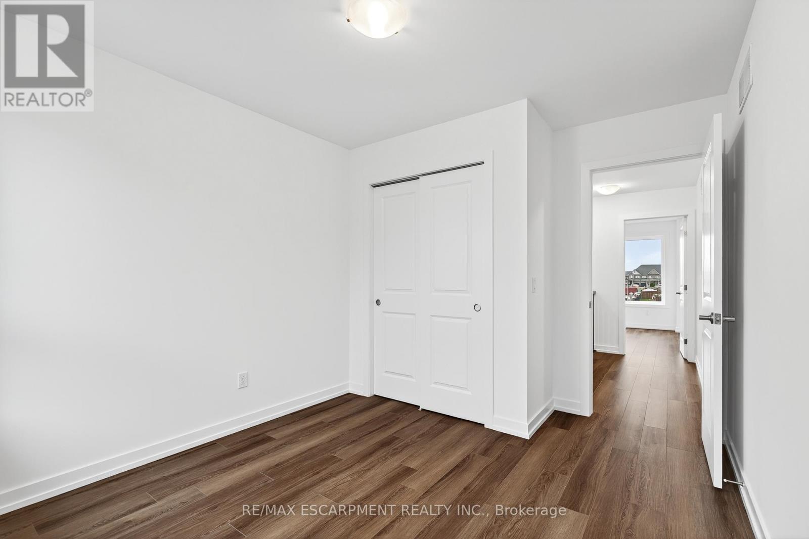 28 - 70 Kenesky Drive, Hamilton, Ontario  L8B 2A9 - Photo 31 - X12517960