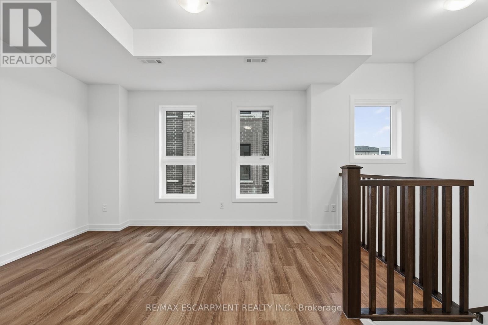 28 - 70 Kenesky Drive, Hamilton, Ontario  L8B 2A9 - Photo 5 - X12517960