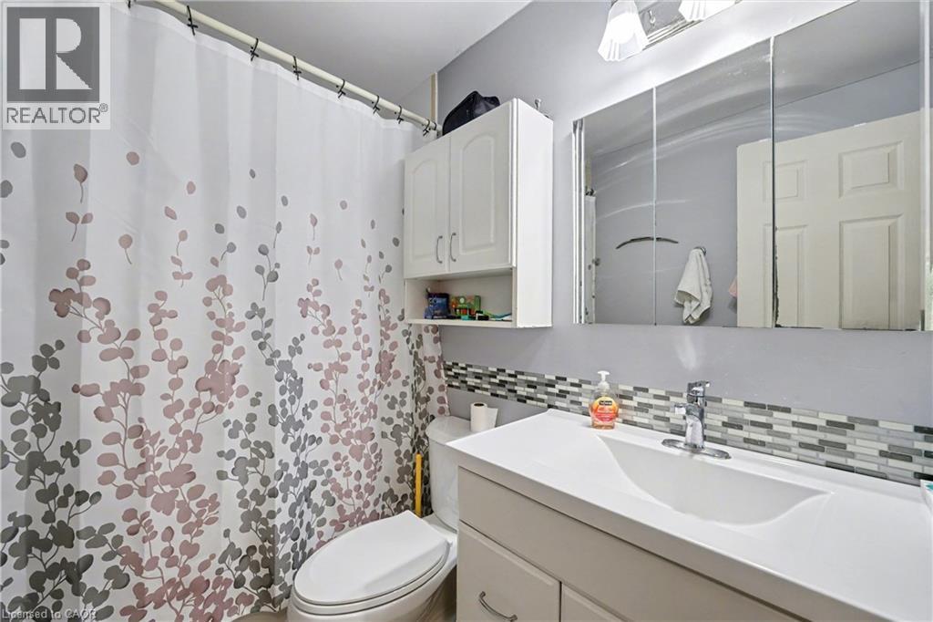 76 Appalachian Crescent, Kitchener, Ontario  N2E 1A4 - Photo 10 - 40786302