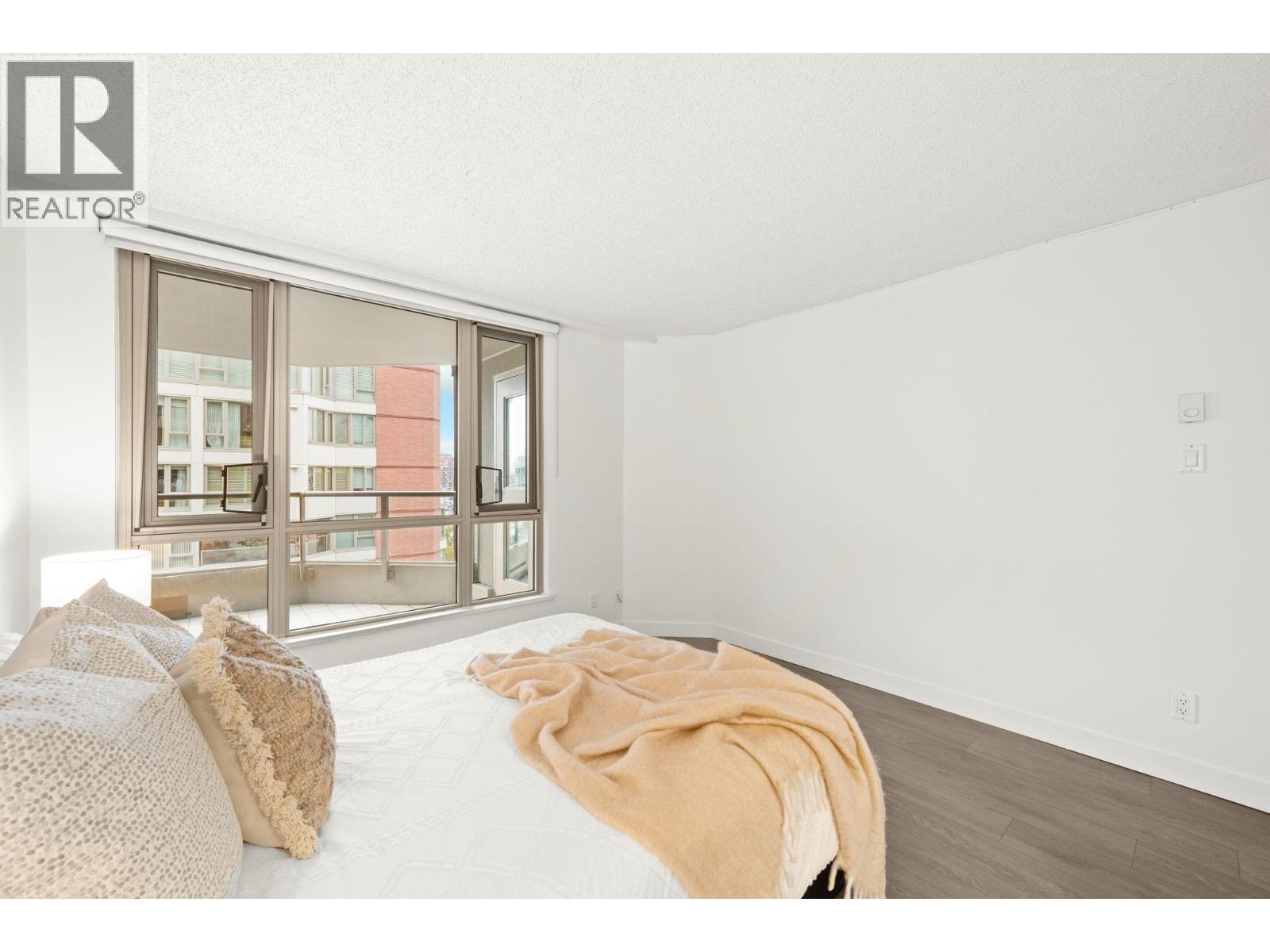 603 1625 Hornby Street, Vancouver, British Columbia  V6Z 2M2 - Photo 25 - R3065436