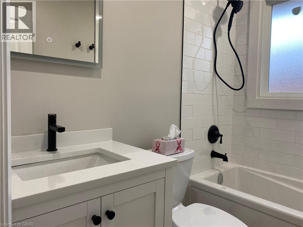 1067 Bernhardt Street, Cambridge, Ontario N3H 2X9 - Photo 9 - 40785667