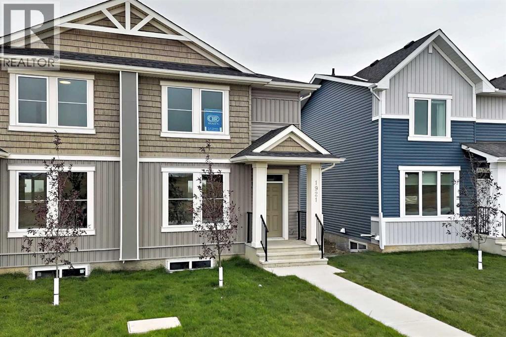 1921 Mccaskill Drive, Crossfield, Alberta  T0M 0S0 - Photo 3 - A2258179