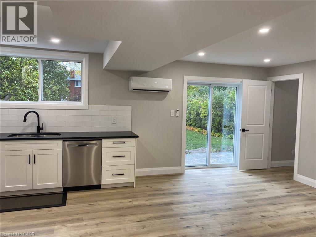 1067 Bernhardt Street, Cambridge, Ontario N3H 2X9 - Photo 19 - 40785667