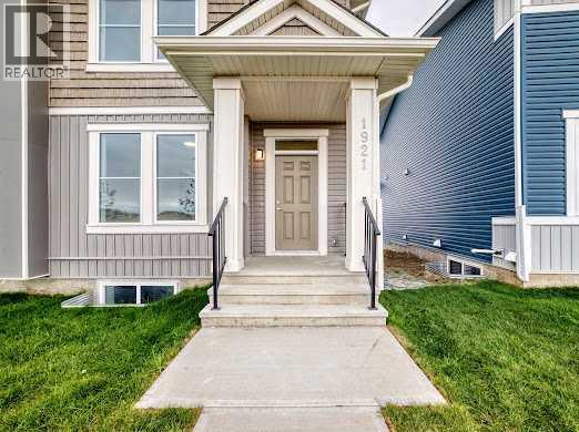 1921 Mccaskill Drive, Crossfield, Alberta  T0M 0S0 - Photo 7 - A2258179