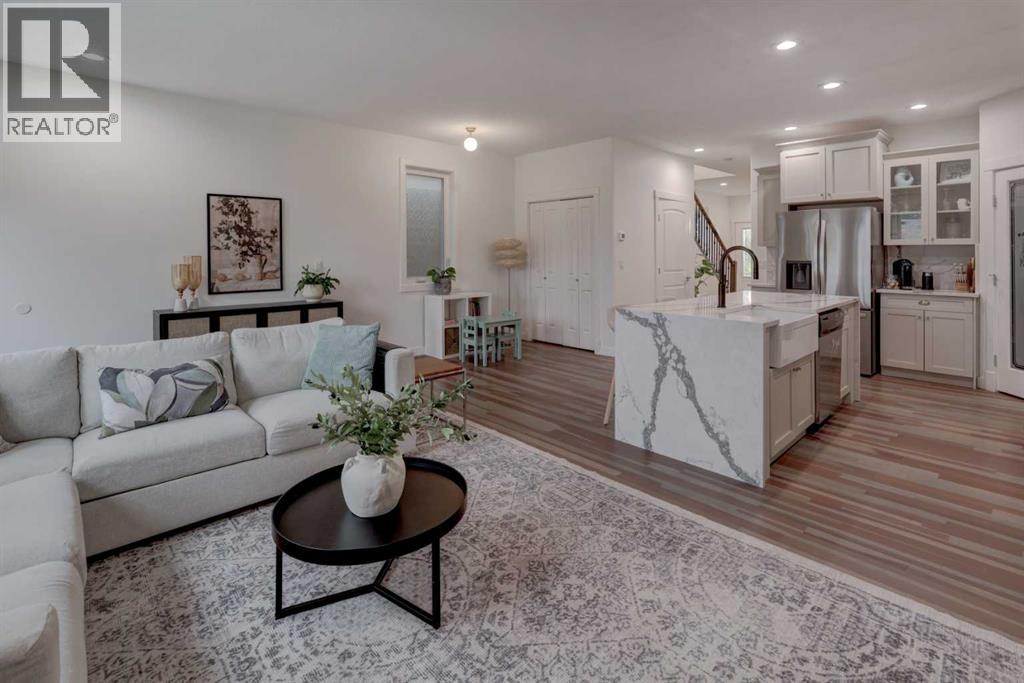 7312 34 Avenue Nw, Calgary, Alberta  T3B 1N4 - Photo 12 - A2262158