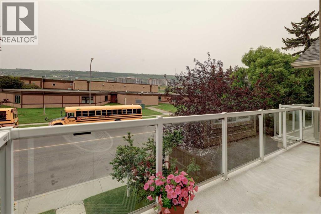 7312 34 Avenue Nw, Calgary, Alberta  T3B 1N4 - Photo 28 - A2262158