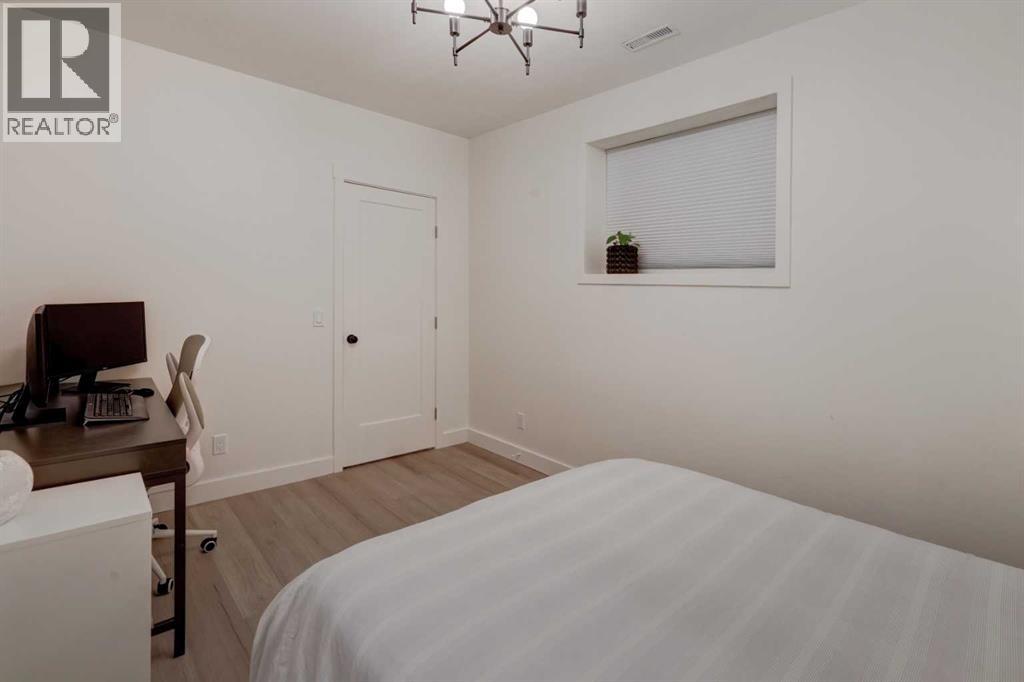 7312 34 Avenue Nw, Calgary, Alberta  T3B 1N4 - Photo 34 - A2262158