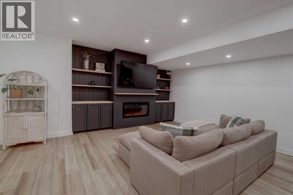 7312 34 Avenue Nw, Calgary, Alberta  T3B 1N4 - Photo 29 - A2262158